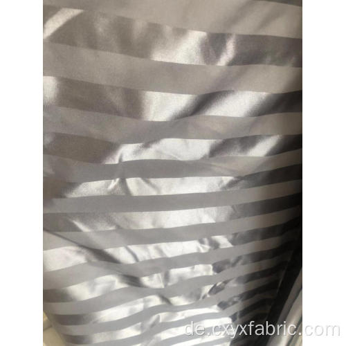 Jacquard-Dobby-Stoff aus Polyester mit Satinstreifen
